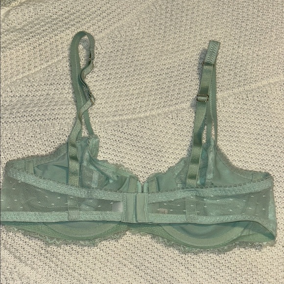 Target Lace Underwire Bra in Soft Green - Picture 2 of 2